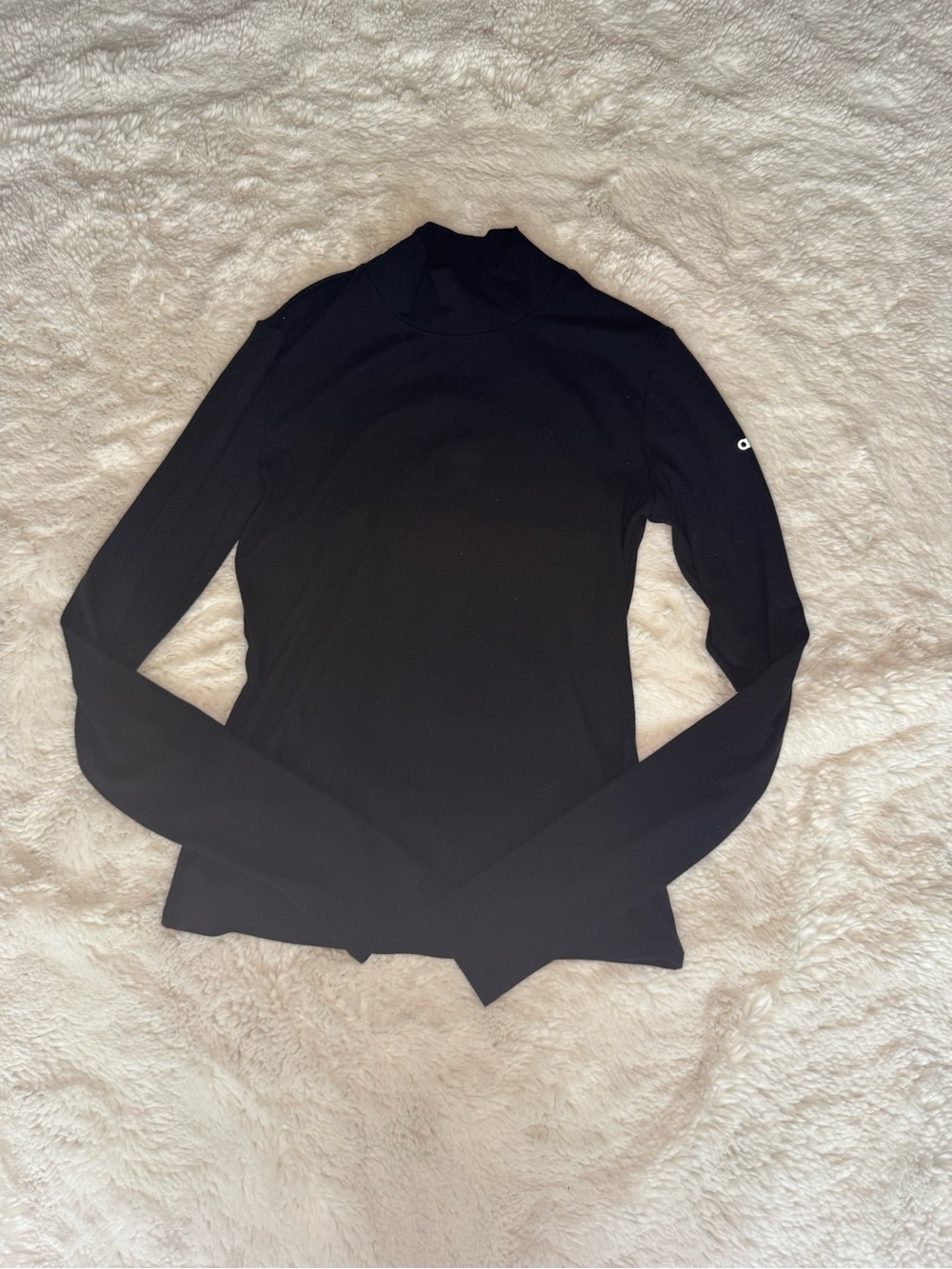ALO Yoga Hazy Mock Neck Pullover | Black | Size M